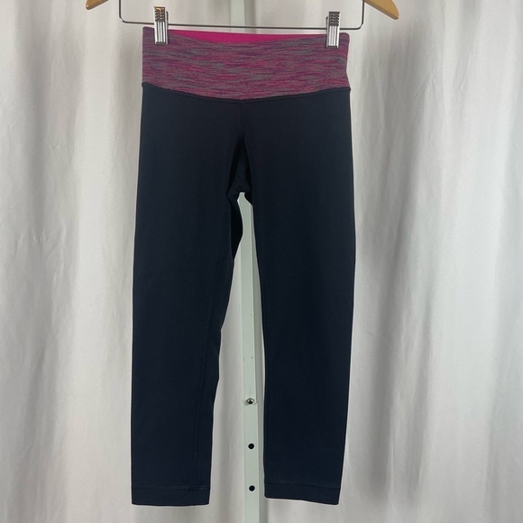 Lululemon 2 Space Dye Capri Crop Leggings Yoga Running Workout Summer - Picture 1 of 5